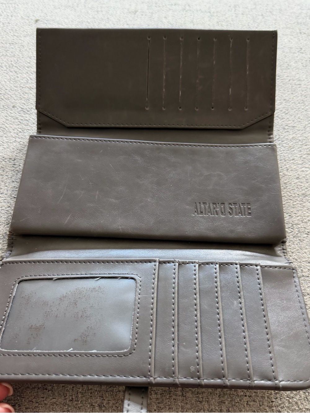 Altar’d State Travel Organizer Clutch - Picture 4 of 6
